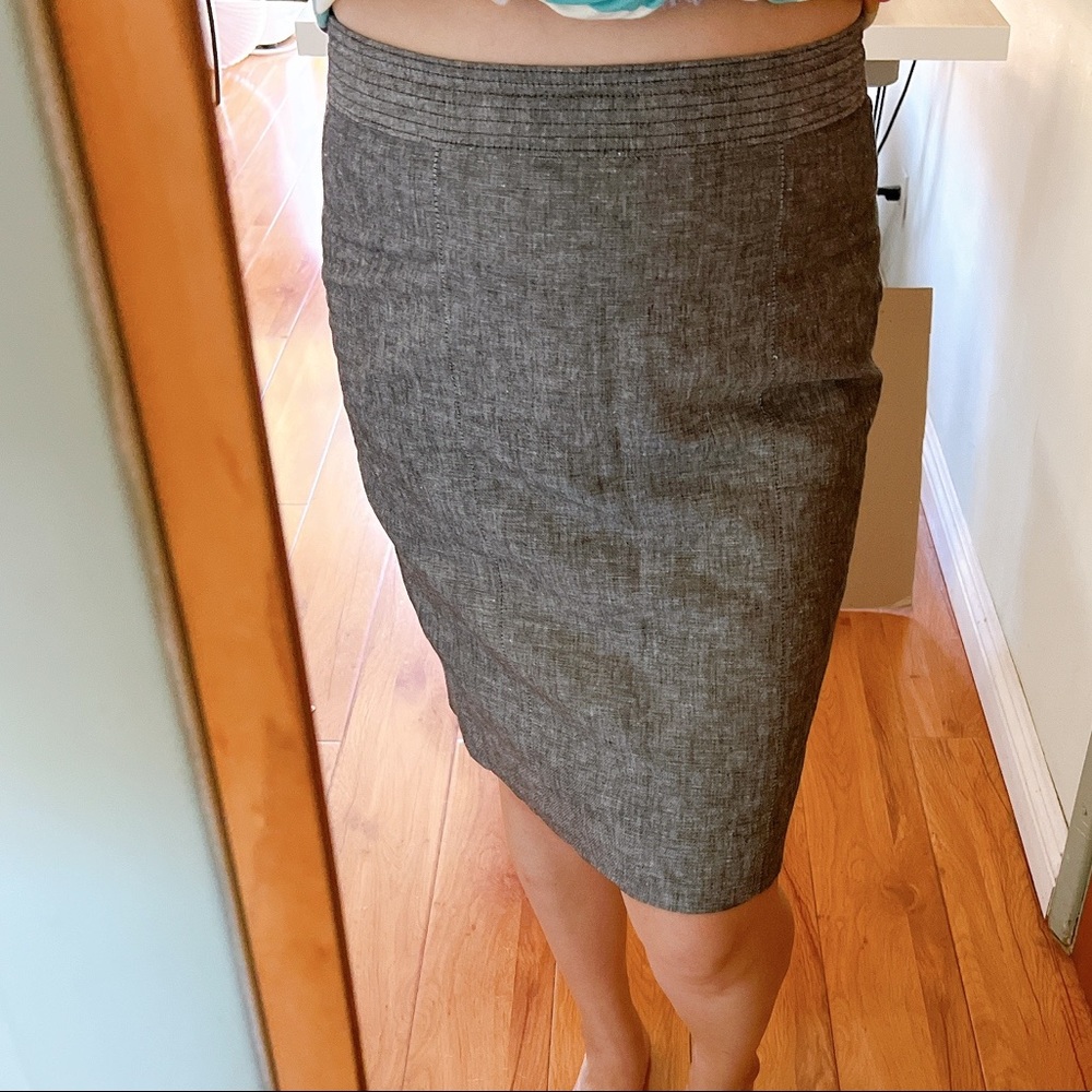 Banana republic, pencil skirt, size 2, color gray, cotton